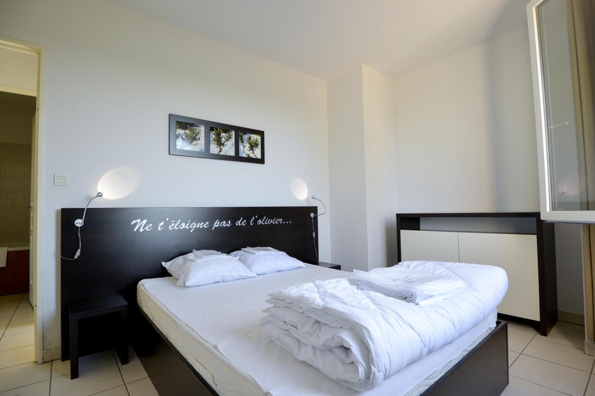 La Residence Du Chateau De Jouarres Azille Номер фото